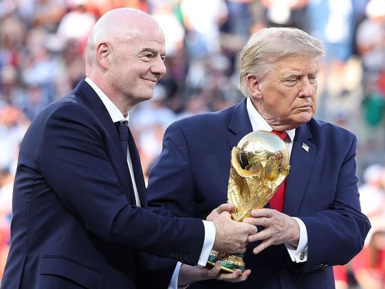 Infantino azt mondja a FIFA-kritikusoknak, hogy meditáljanak, imádkozzanak vagy nézzenek futballt