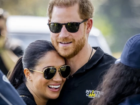 Megható fotókat tett közzé Meghan Markle: Diana hercegné sírjánál járt Harry herceg és családja