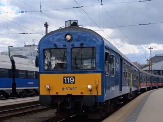 Vitézy Dávid szerint egy fideszes polgármester akadályozza a 240 milliárdos vasútfejlesztést