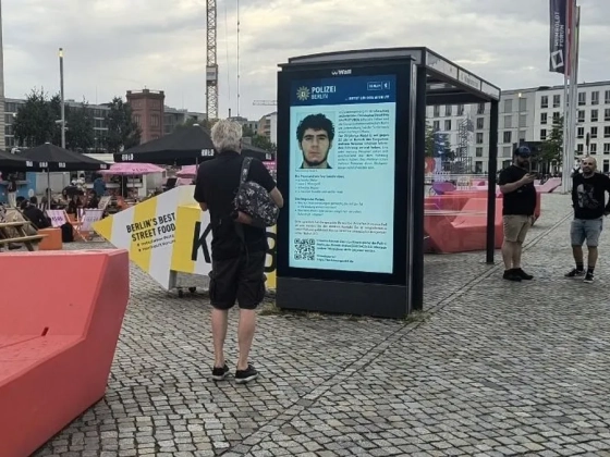 Gyümölcsöt osztogatott a terrortámadás előtt – ezt lehet tudni a berlini Pride támadójáról