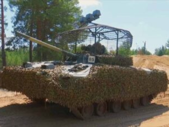 Oroszország fokozza a BMP–3-asok szállítását új védelemmel és elektronikai hadviselési rendszerrel