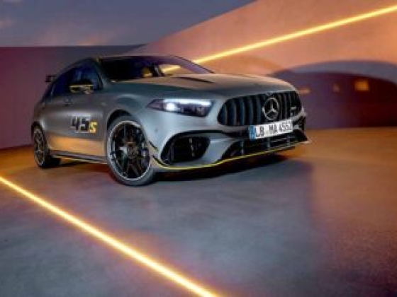Különkiadással búcsúzik az A 45 S modelltől a Mercedes-AMG
