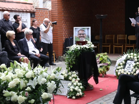 Ezek a magyar sztárok jelentek meg Szolnoki Péter temetésén - galéria