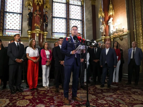Bóka szerint megjelent az ügyészség a Fidesz-frakció szervereit tároló teremben