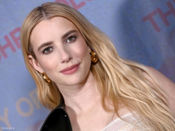 Titokban férjhez ment Emma Roberts, nem mindennapi ruhában mondta ki a boldogító igent