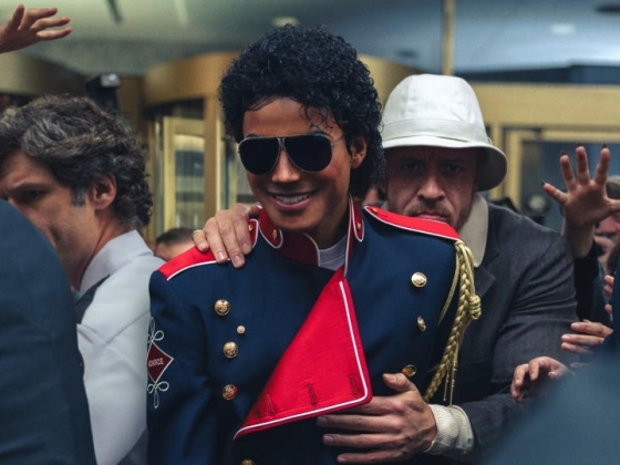 A „Michael” streamelési stratégiája a STARZ-ra vált, miután átlépte az 1 milliárd dollárt a pénztáraknál