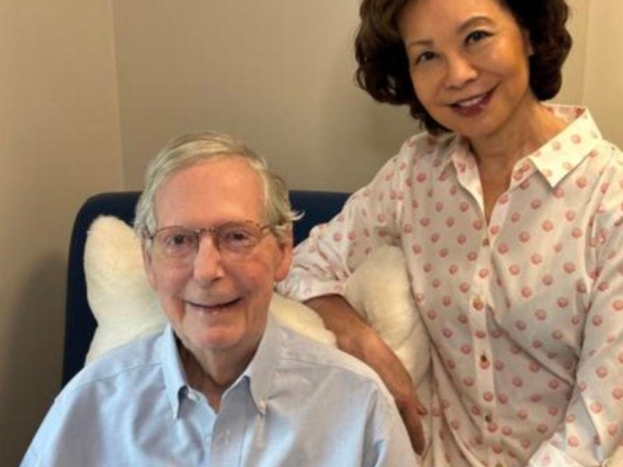Mitch McConnell „Még nem kapott orvosi engedélyt” a Szenátushoz való visszatéréshez, az új nyilatkozat szerint