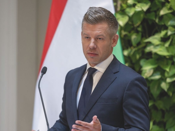 Fogy a türelem: a Facebook népe egyre többször beleáll a Tisza-kormányba