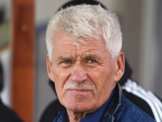„Aki nem bírja, nehezen nevezhető futballistának” – Csank János nem kertelt a Fradi rotációjáról