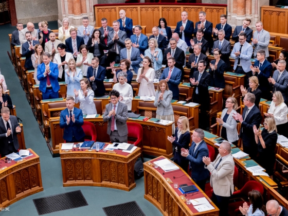 Megszavazta a parlament, jön a Nemzeti Vagyonvisszaszerzési és Vagyonvédelmi Hivatal