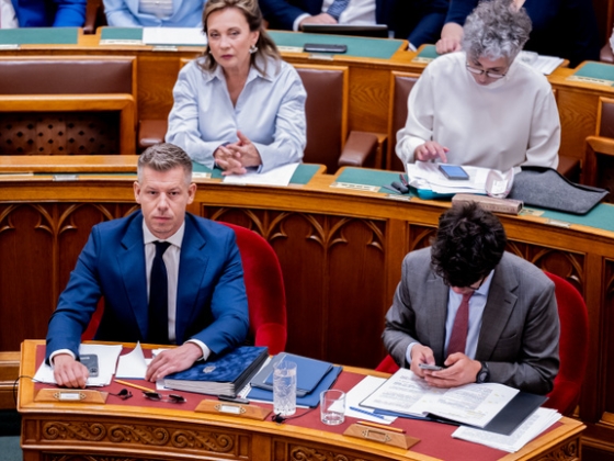 Nem tűrt tovább a tiszás házelnök, figyelmeztette Magyar Pétert