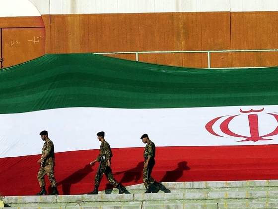 Irán nyilvánosan kivégez két iszfaháni tüntetőt annak ellenére, hogy az ENSZ megálljt felszólított