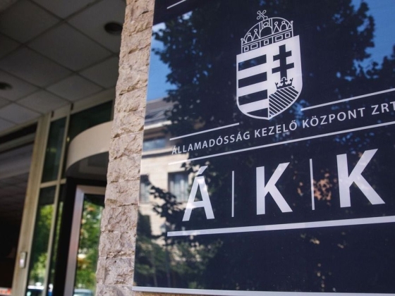 Brutális magaslatról zuhant az állampapírok eladása, de ne temessük a sztárt: még mindig imádják a magyarok