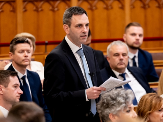 A NER alatt 30-60 ezer milliárd forint tűnhetett el – megszólalt a Tisza Párt képviselője