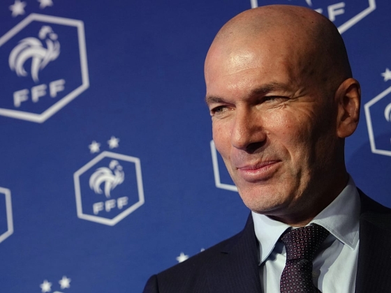 Zinedine Zidane valóra váltja „álmát”, amikor átveszi Franciaország irányítását