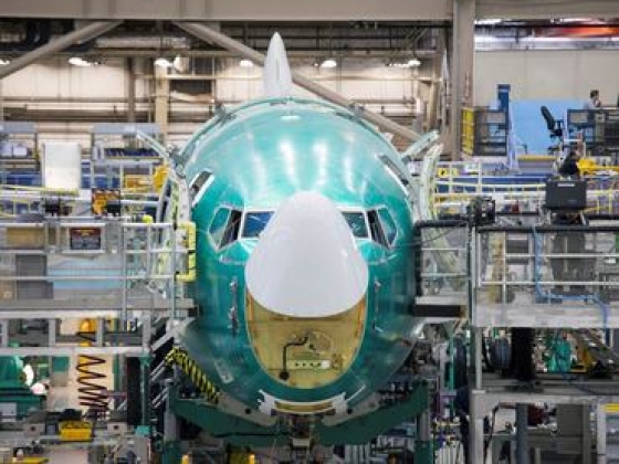 Pénznyelő lett az elnöki különgép: csúnyán elhasalt a Boeing