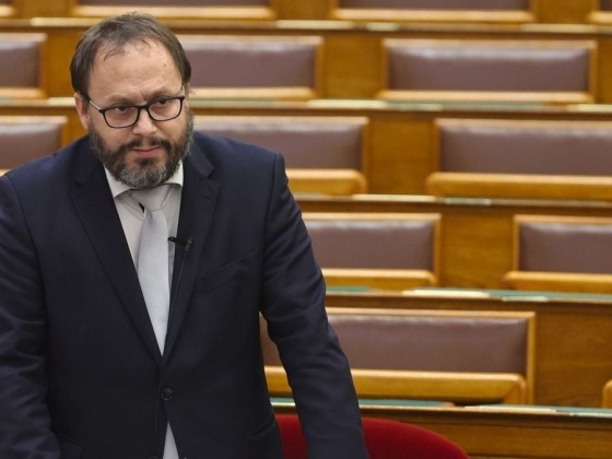 Kármán András váratlanul bejelentette: kirúgta Nagy Márton embereit az MNB bizottságából, az új tagoknak is odavágott – „A tiszteletdíjakat csökkenteni fogjuk