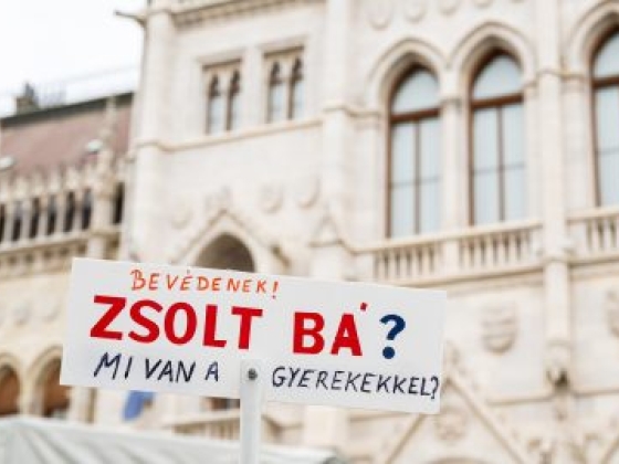 Főügyészség: A Szőlő utcai ügy sértettjeinek egy része különleges bánásmódot igénylő személynek minősül