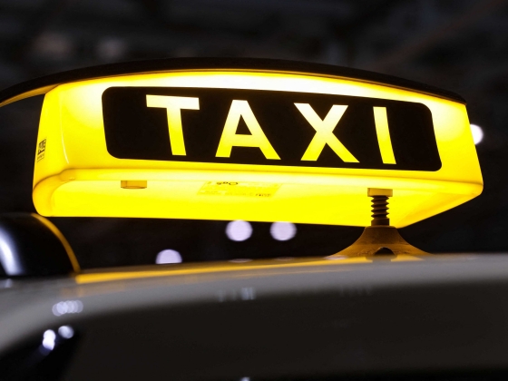 Drágul a taxizás szombattól Budapesten