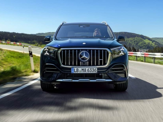 Mercedes-AMG GLS 63 4-Matic+ Facelift: Erre képes és ennyibe kerül az XXL Benz új, lapos sík V8-asa