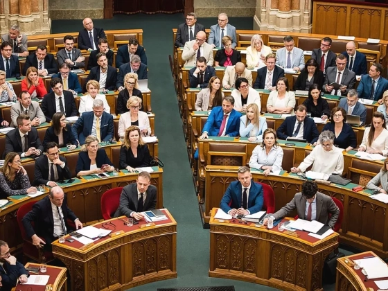 Nagy változások jönnek az oktatásban - jövő héten újra összeül a parlament