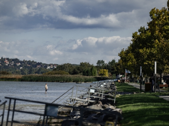 Ez jelenti a legnagyobb veszélyt a Balaton vízminőségére – negyven éve rosszabb volt a helyzet