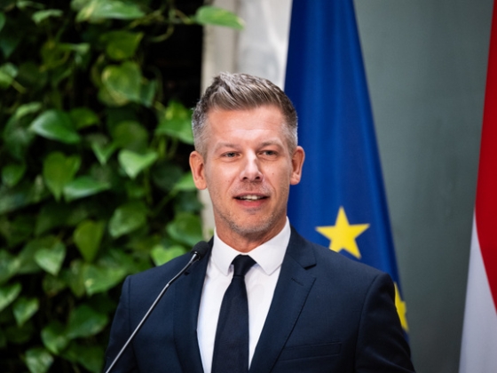 Magyar Péter üzent a Political Capitalnak: a kormányzás mellett nincs ideje saját magát legyőzni