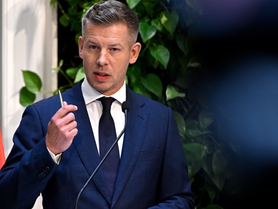 Bejelentést tett Magyar Péter: krízistervet dolgoznak ki az áramkiesés és a vízhiány miatt, korlátozhatják a fogyasztást