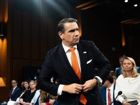 Az amerikai szenátus elhalasztja a szavazást Todd Blanche főügyészjelöltjéről Trump adóhivatal-perének tisztázását követelve