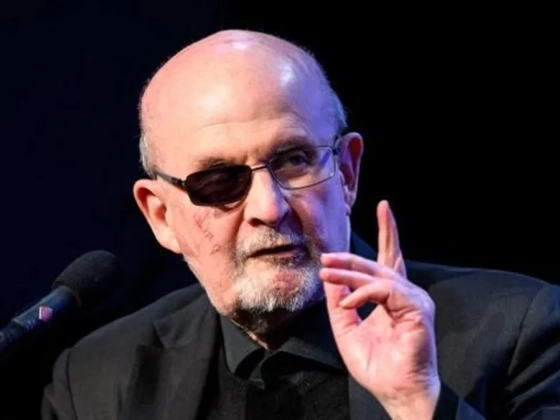 Salman Rushdie támadójára életfogytiglani börtön várhat