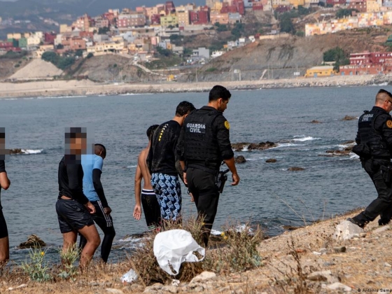Ceuta arra kéri Spanyolországot, hogy hirdessen rendkívüli helyzetet a marokkói migránsok miatt