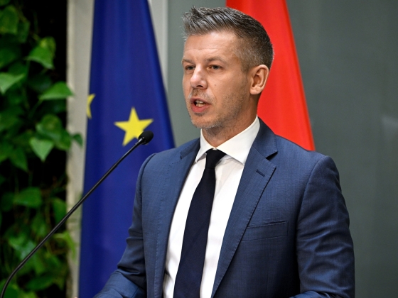 Magyar Péter: még időben újraindíthatják a Dunamenti Erőmű meghibásodott blokkját