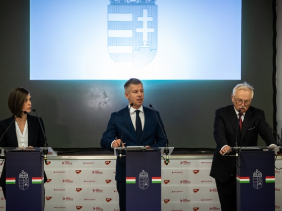Rendkívüli bejelentést tesz Magyar Péter az energiaellátással kapcsolatban a Dunamenti Erőműnél - Magyar Péter: A kritikus időszak hétfőn kezdődik, vizsgálni fogják, hogyan jutottunk ide