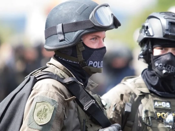 Terrortámadásra készült egy 14 éves fiú Ausztriában, élőben akarta közvetíteni a vérengzést