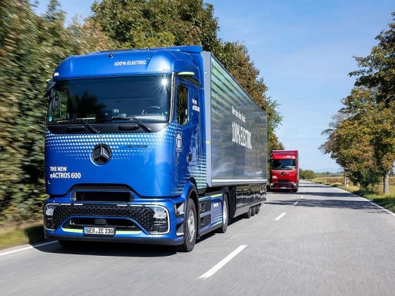 Tűzveszély Mercedes teherautókkal: az Actrosnak és az Arocsnak a műhelyekbe kell mennie