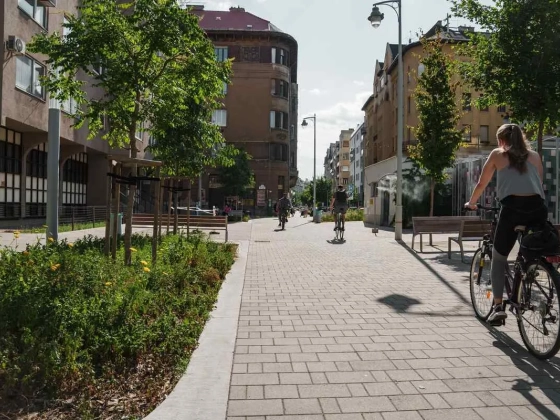 Budapest 105 éves hőségrekordot döntött meg, mivel a brutális kánikula megerősíti Magyarországot