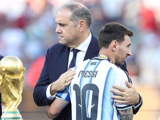 Infantino a küszöbön? Ki helyettesítheti, ha elmegy?