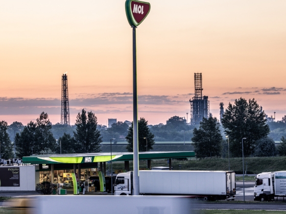 Hivatalos engedélyt kapott Amerikából a Mol