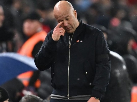 Arne Slot nemet mondott, ezzel a Liverpool számításait is keresztülhúzta