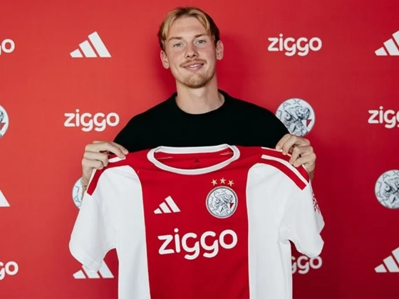 Német válogatott támadó középpályással erősített az Ajax – hivatalos