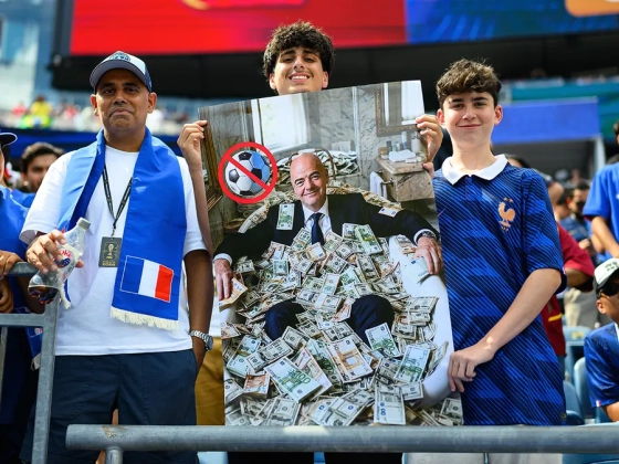 FIFA: Senki sem árusítja ki a futballt!