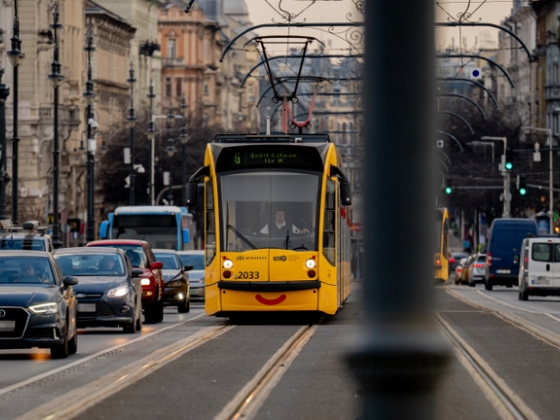Karácsony Gergelyék lelassítják a metrókat és villamosokat az energiafogyasztás csökkentése érdekében
