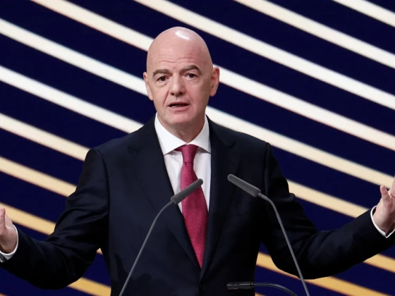 Infantino mégis meghátrált, nem valósítják meg a külső befektetők bevonásáról szóló tervét