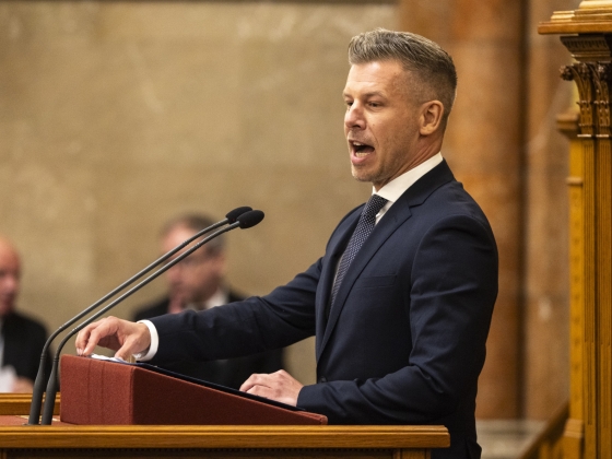 Magyar Péter: A lakosság áramfogyasztását csak akkor korlátozhatják, ha minden más lehetőség kimerül