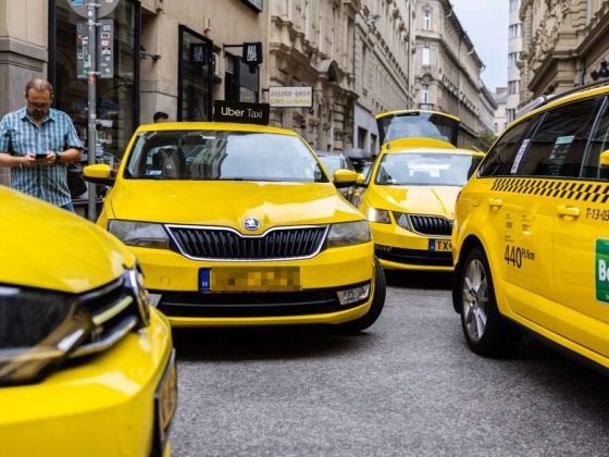 Mától drágább a taxizás Budapesten