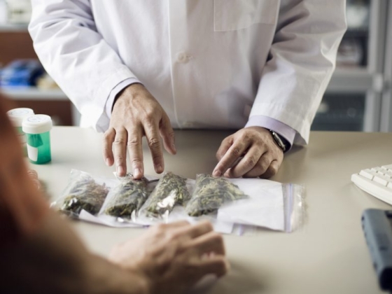 Tízből kilenc magyar támogatja az orvosi kannabisz engedélyezését