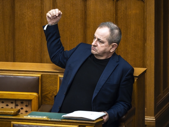 ATV: Szijjártó után Budai Gyula is távozhat a Parlamentből