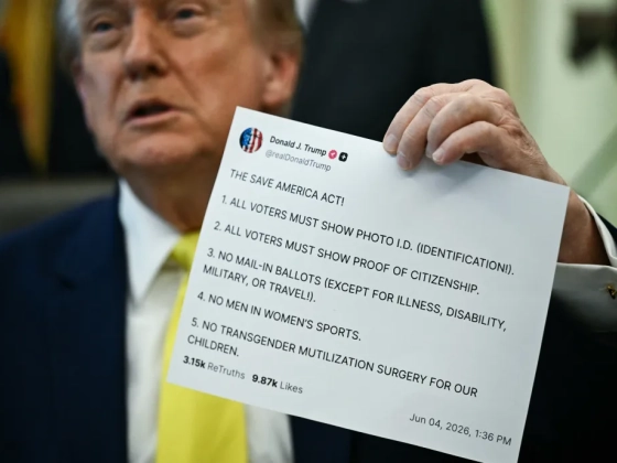 Donald Trump azt tervezi, hogy eladja a Truth Social-bejegyzéseinek előzetes megtekintési jogát