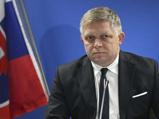 Segítséget ajánlott Magyarországnak Robert Fico