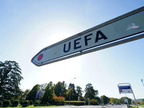 „Azonosítanunk kell a felelősöket, és el kell számoltatnunk őket” – az UEFA már nem bízik Infantinóban